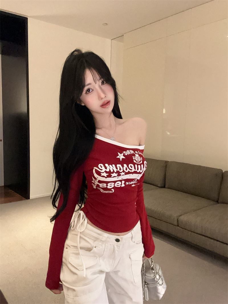 Women's American Retro Letter Print One-Shoulder Long-Sleeve T-Shirt Slim Fit Off-Shoulder Top Fall - Image 2