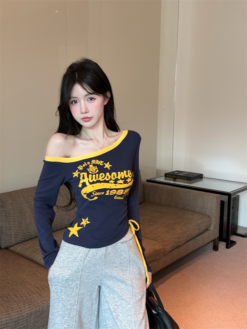 Women's American Retro Letter Print One-Shoulder Long-Sleeve T-Shirt Slim Fit Off-Shoulder Top Fall - Image 3