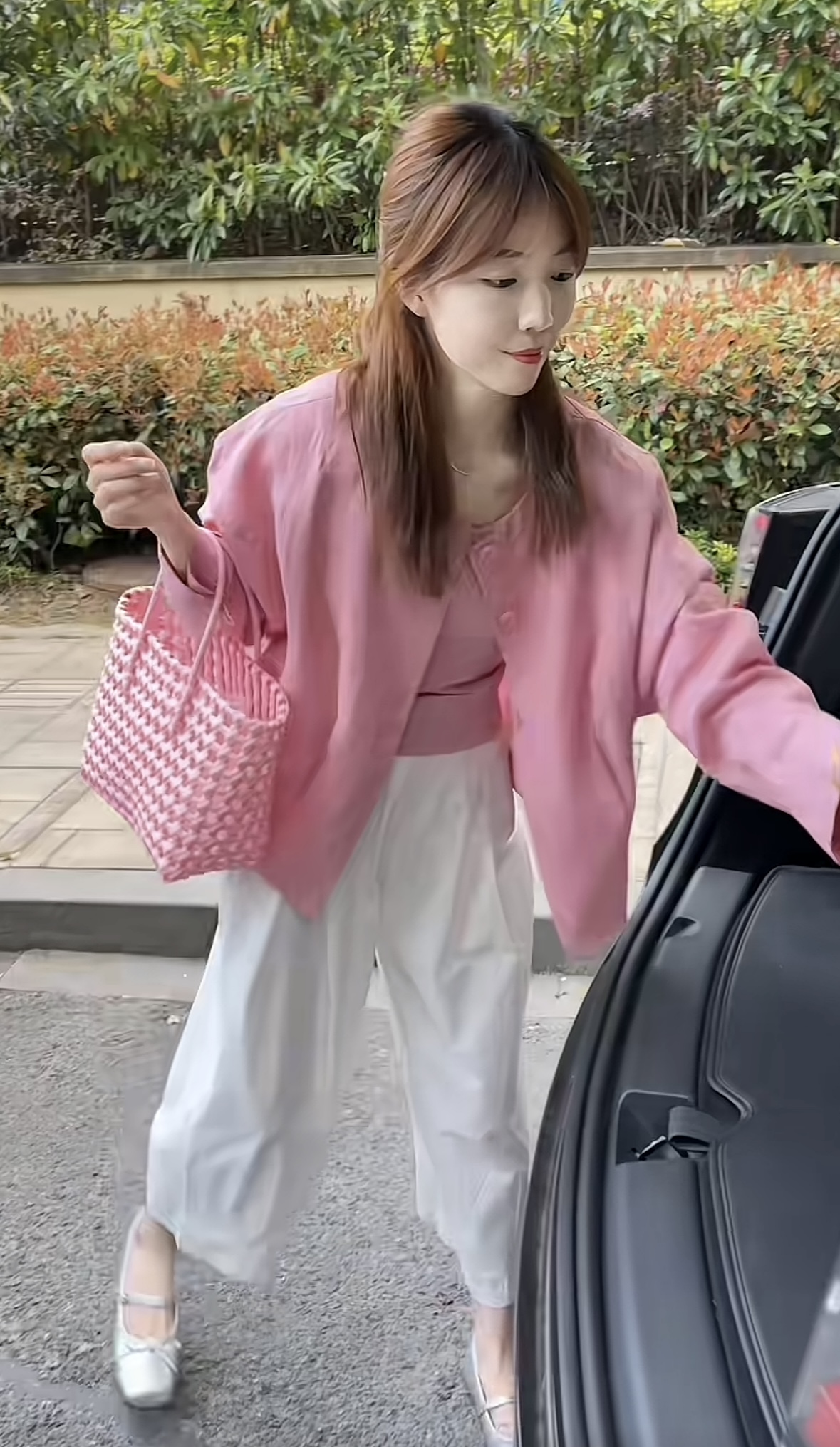 High Quality Linen Korean Style Short Jacket and Pants Set - Image 3