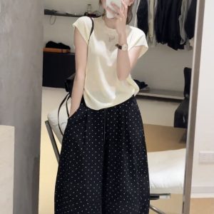 Korean Style Casual Slimming Two-Piece Knit Set with Petal Sleeves and Heart Print Pants