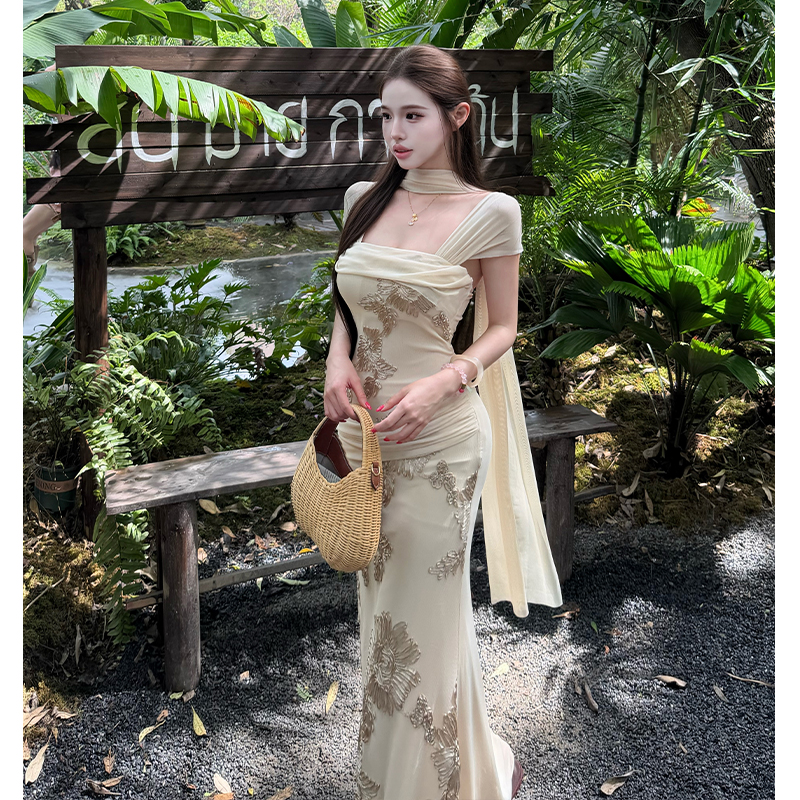 Niche Design Slimming French Cami Dress with Heavy Embroidery Bodycon Long Gown - Image 5